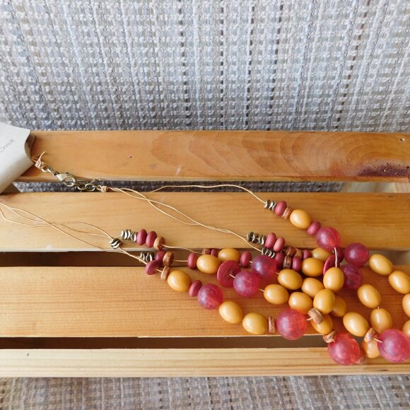 Ladies Coldwater Creek 3 Strand Necklace - Picture 2 of 3